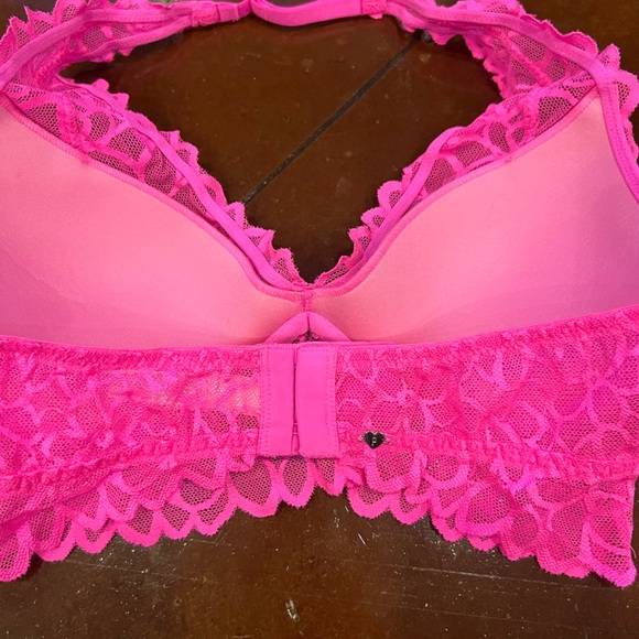 Victoria’s secret small hot pink bralette - Picture 3 of 5